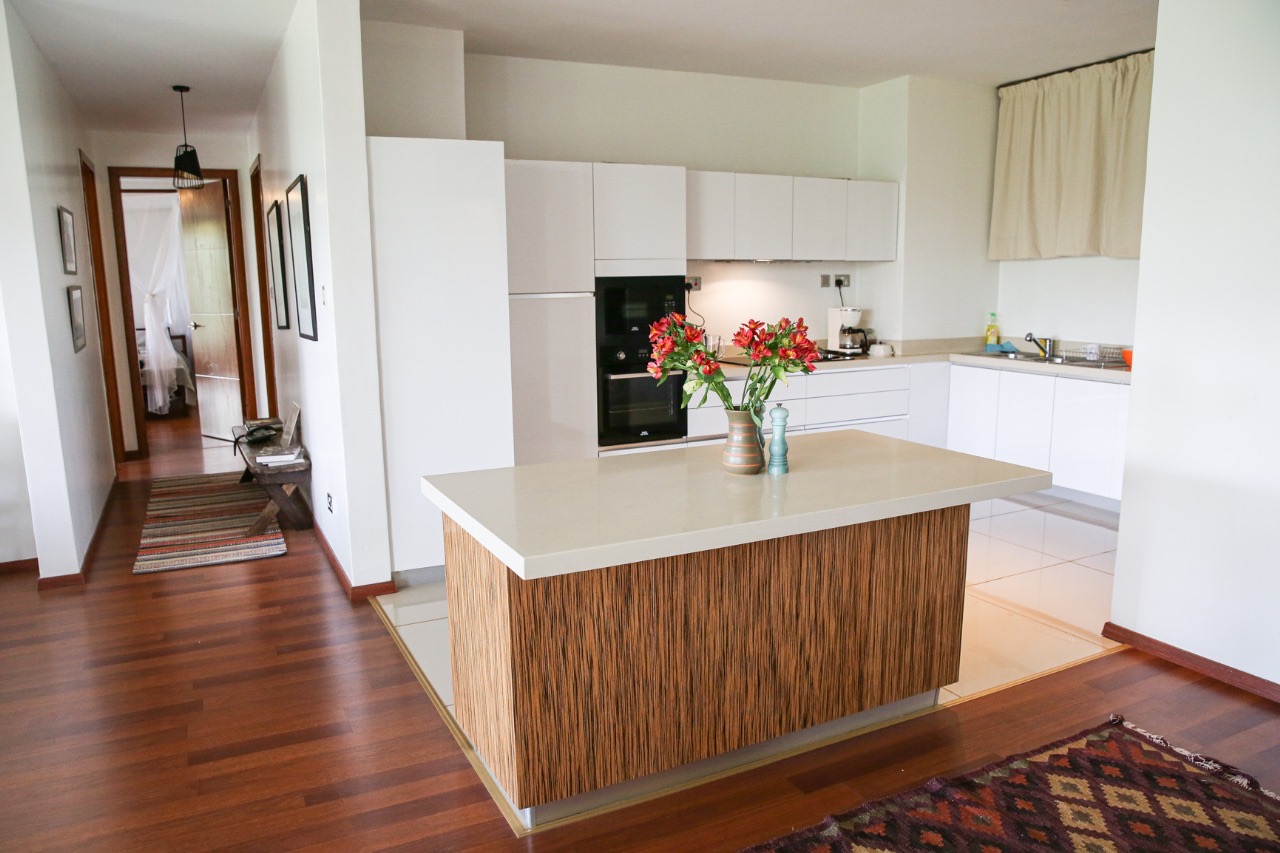 Modern 3 BR apartment to let with a forest view - Image 3