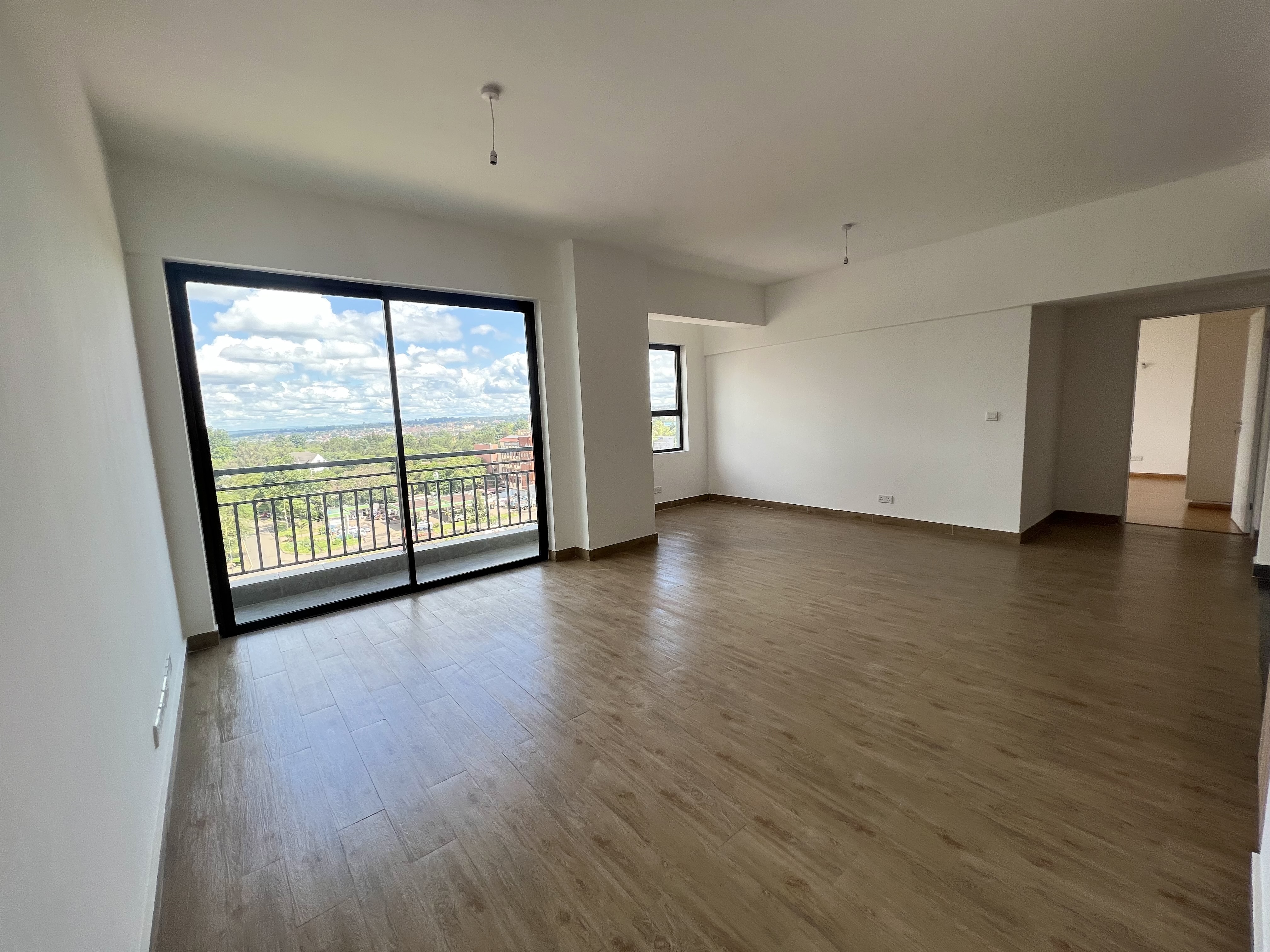 Modern 3 BR apartment for sale in Kilimani - Image 2