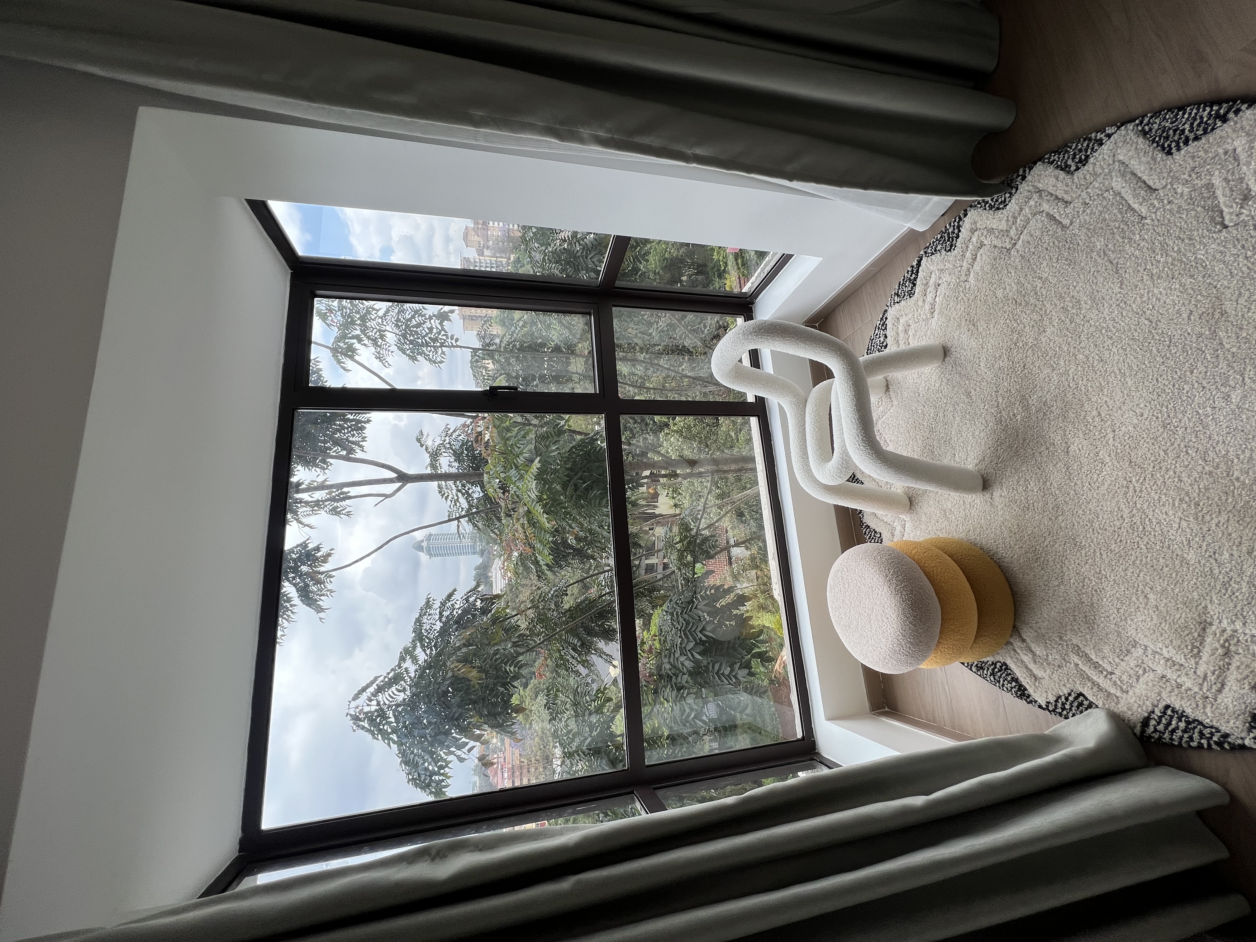 Modern 3 BR + SQ for sale in Riverside Drive - Image 6