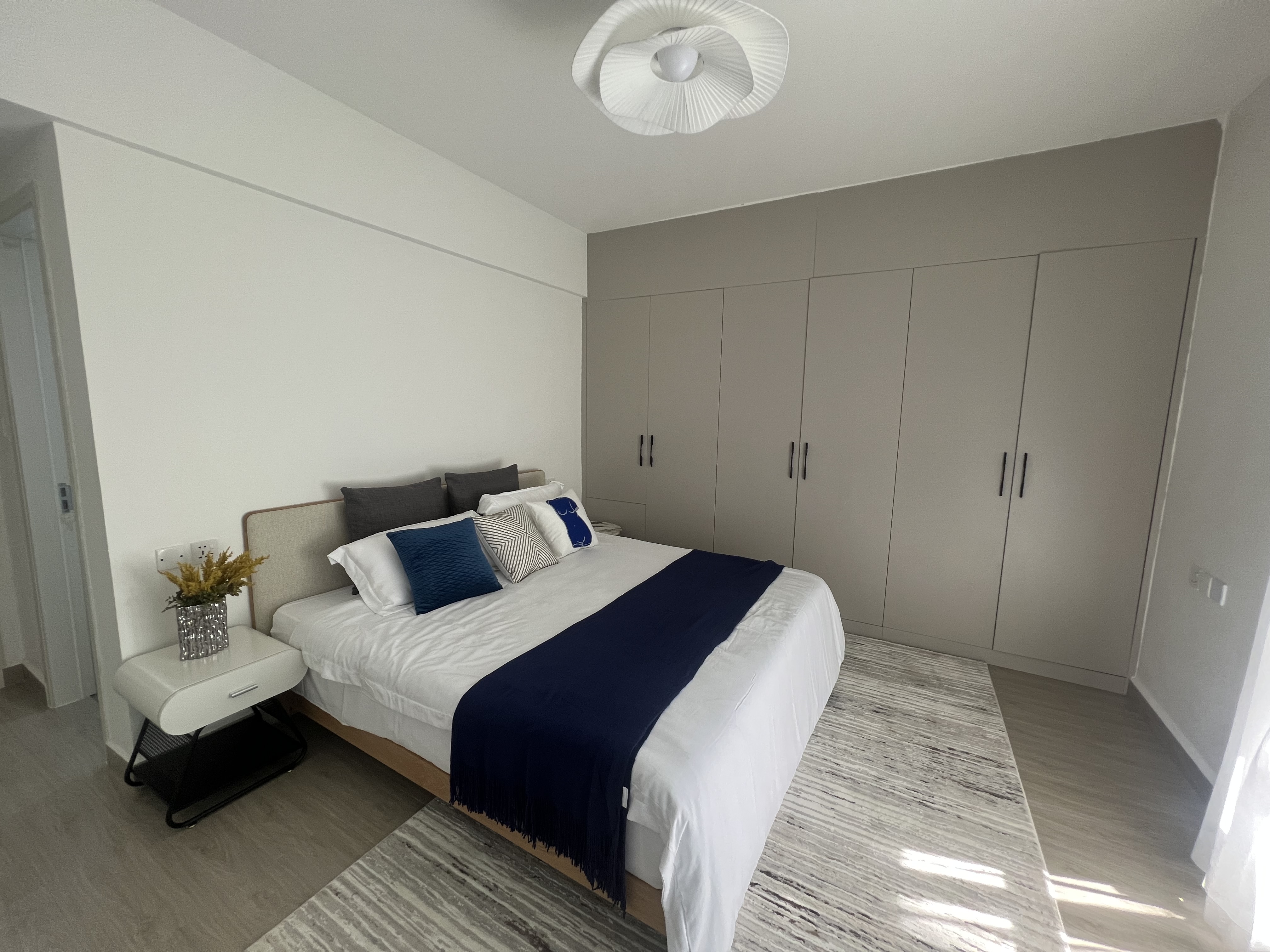 Modern 2 BR apartment for sale in Kilimani - Image 7