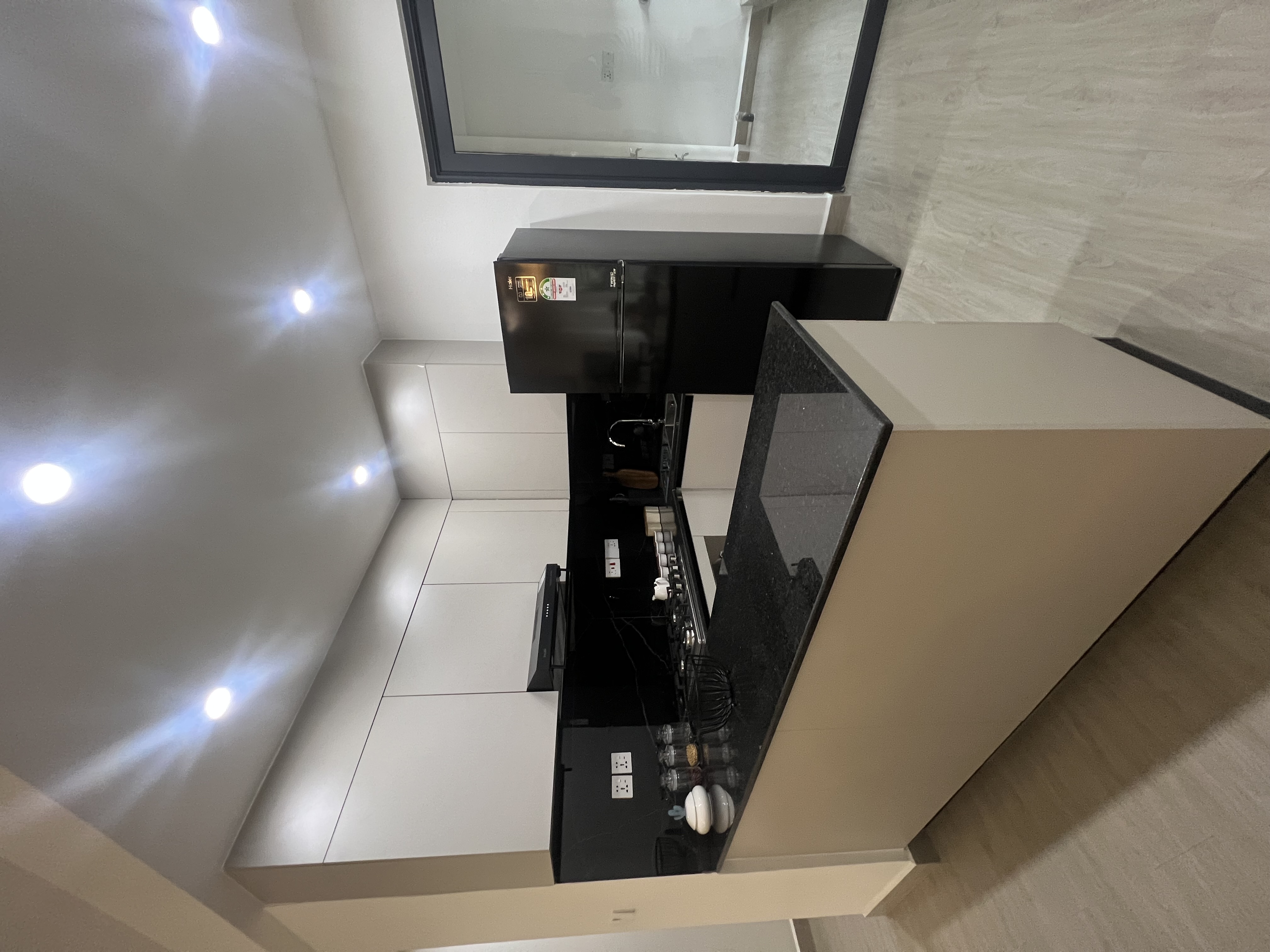 Modern 2 BR apartment for sale in Kilimani - Image 4