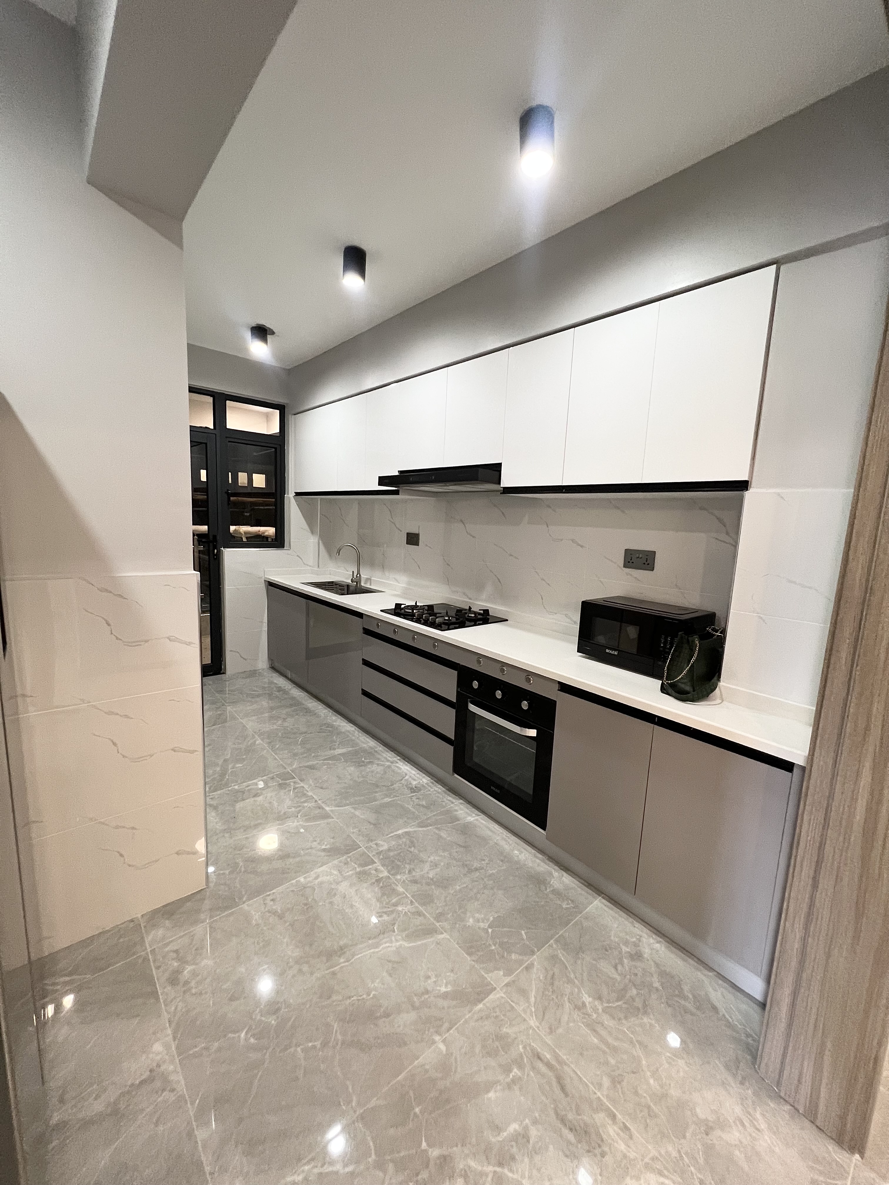 Modern 2 BR apartment for sale in Kileleshwa - Image 1