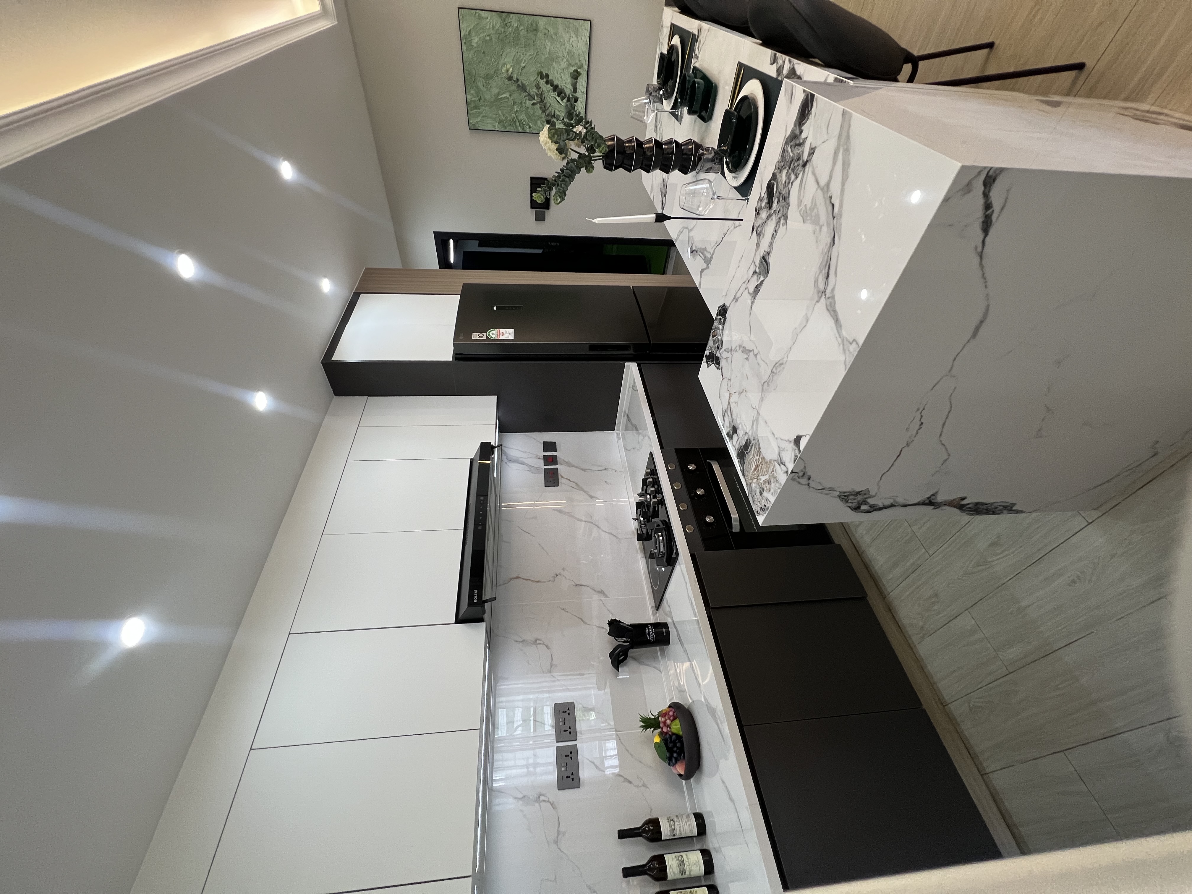 Modern 2 Bedroom apartment for sale in Westlands - Image 5