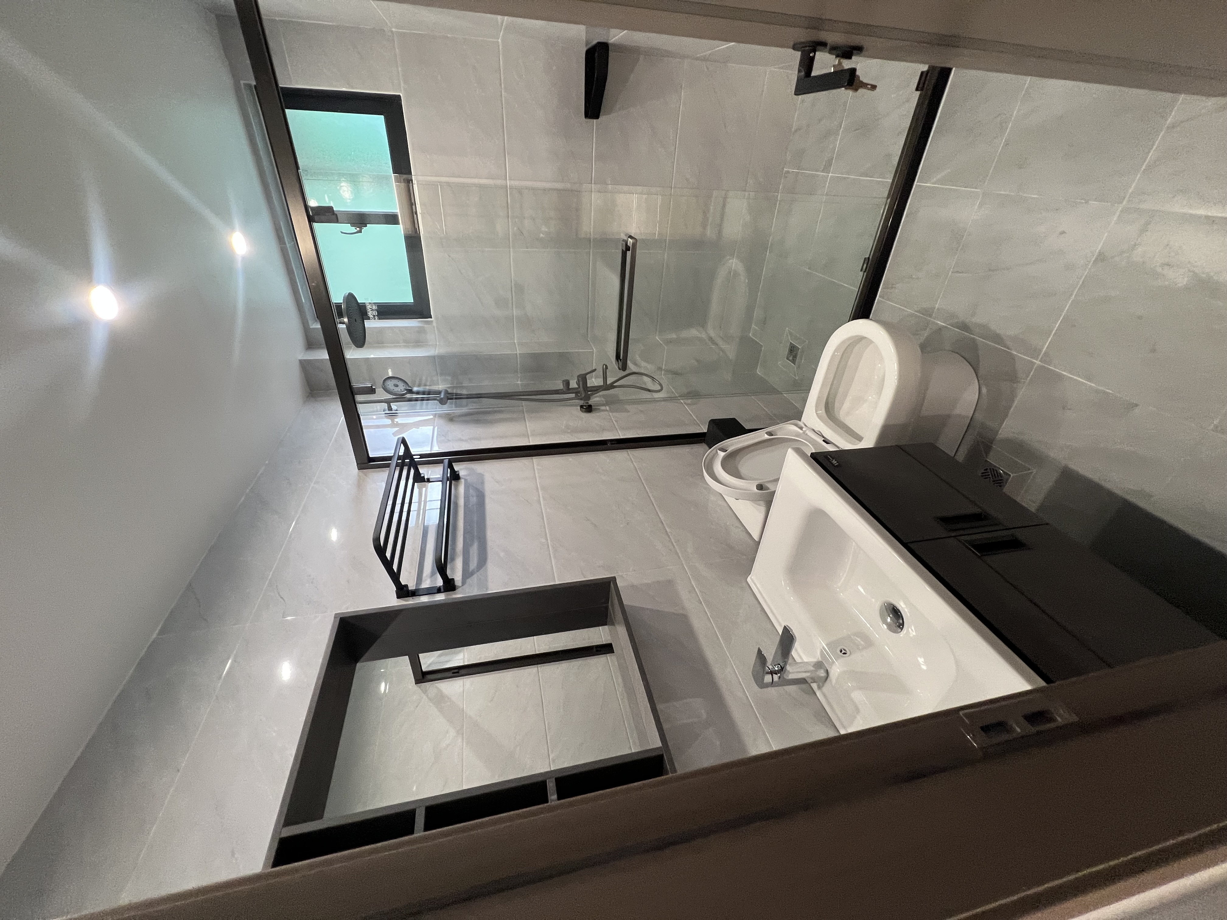 Modern 2 BR for sale in Lavington - Image 9