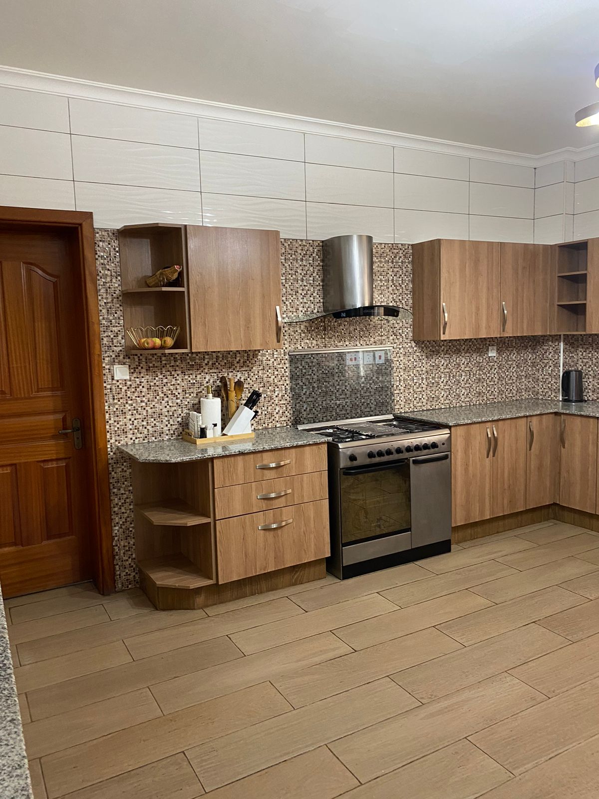 Modern 3 BR + sq for sale in Kileleshwa - Image 5